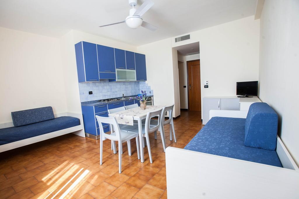 Residence Rta Villa Marina Imperia Ruang foto