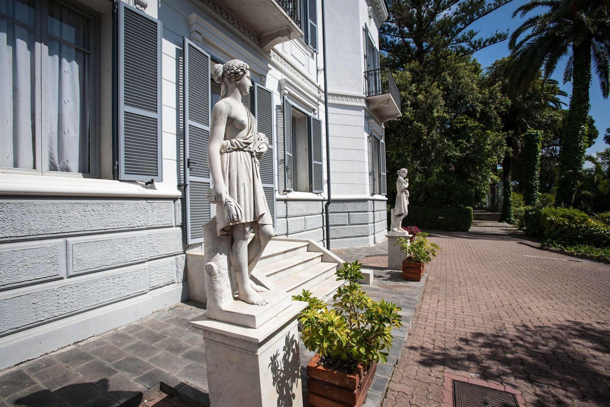 Residence Rta Villa Marina Imperia Bagian luar foto