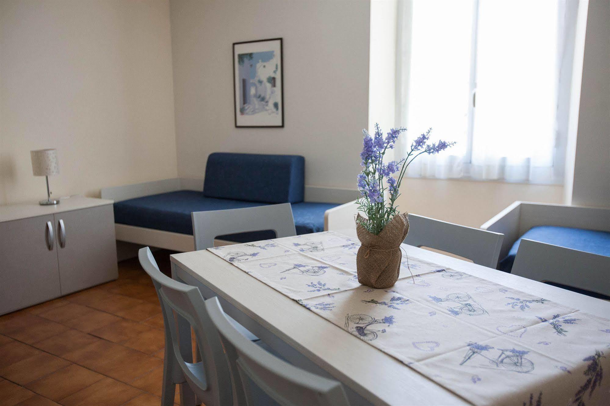 Residence Rta Villa Marina Imperia Bagian luar foto