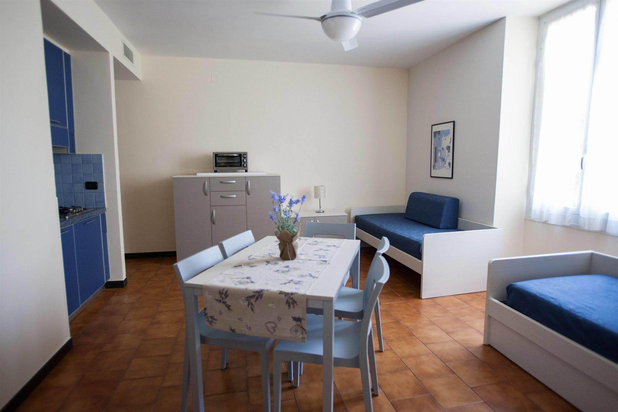 Residence Rta Villa Marina Imperia Bagian luar foto