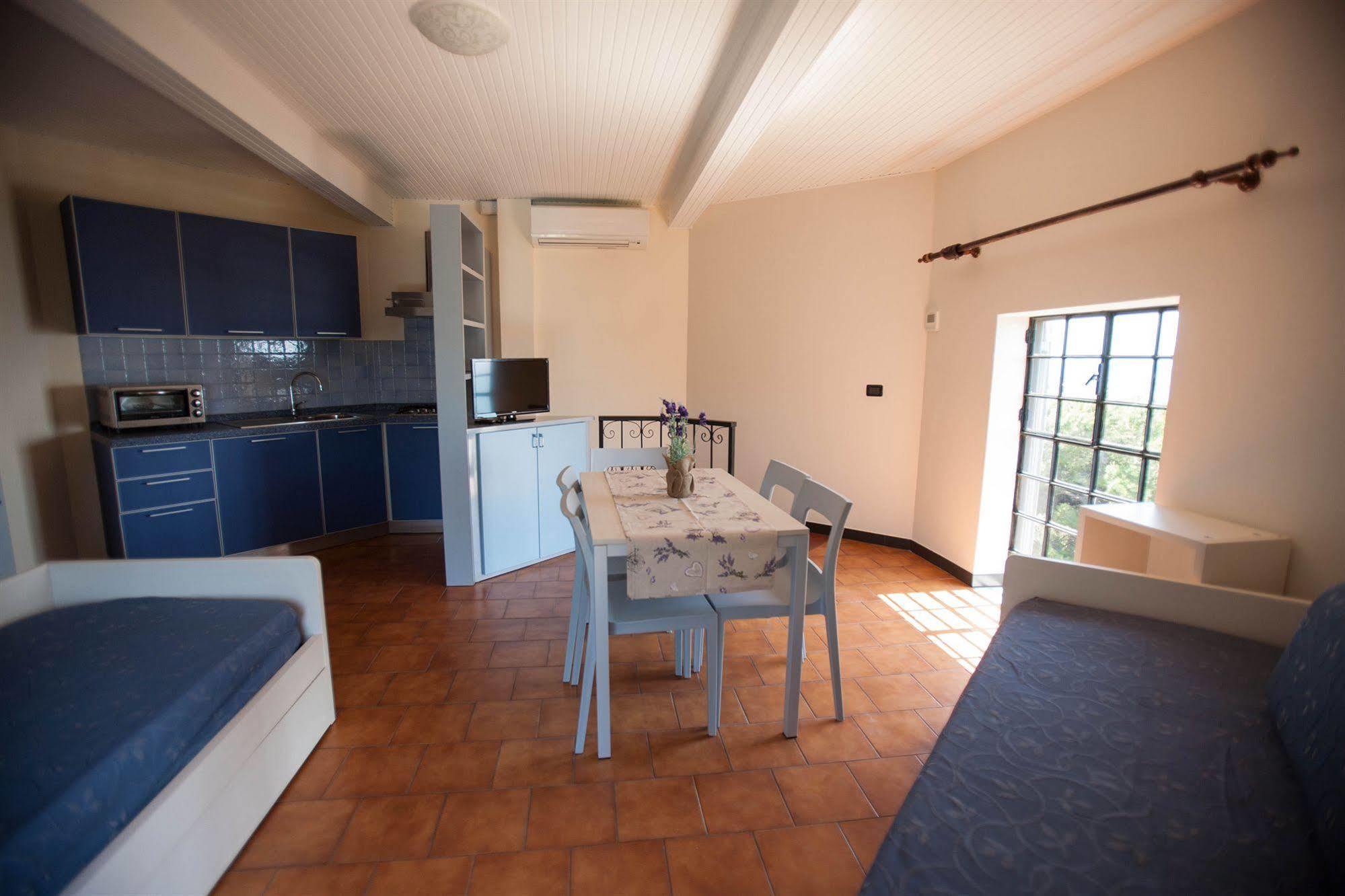 Residence Rta Villa Marina Imperia Bagian luar foto