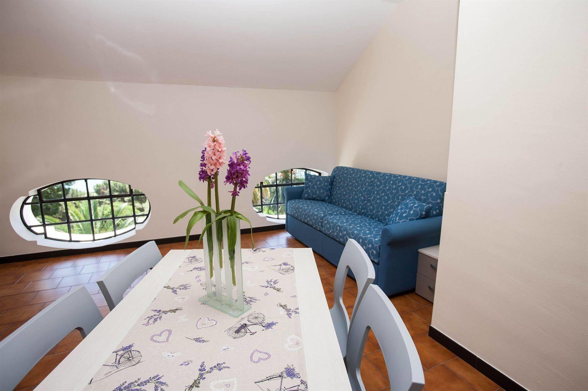 Residence Rta Villa Marina Imperia Bagian luar foto