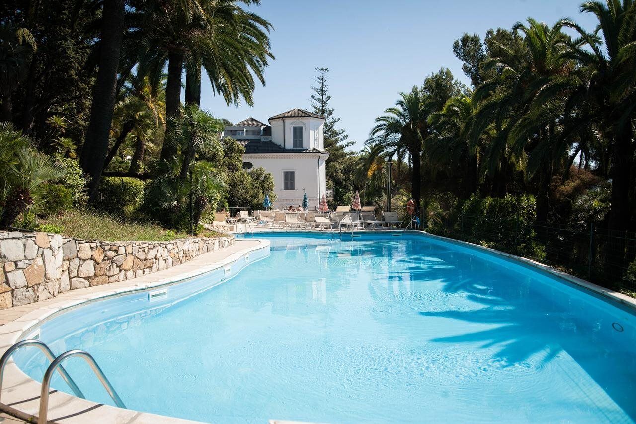 Residence Rta Villa Marina Imperia Bagian luar foto