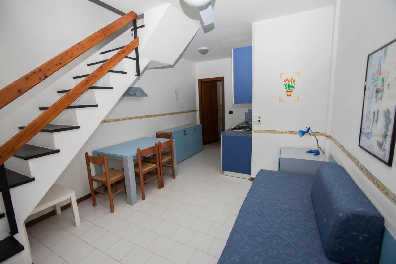 Residence Rta Villa Marina Imperia Bagian luar foto